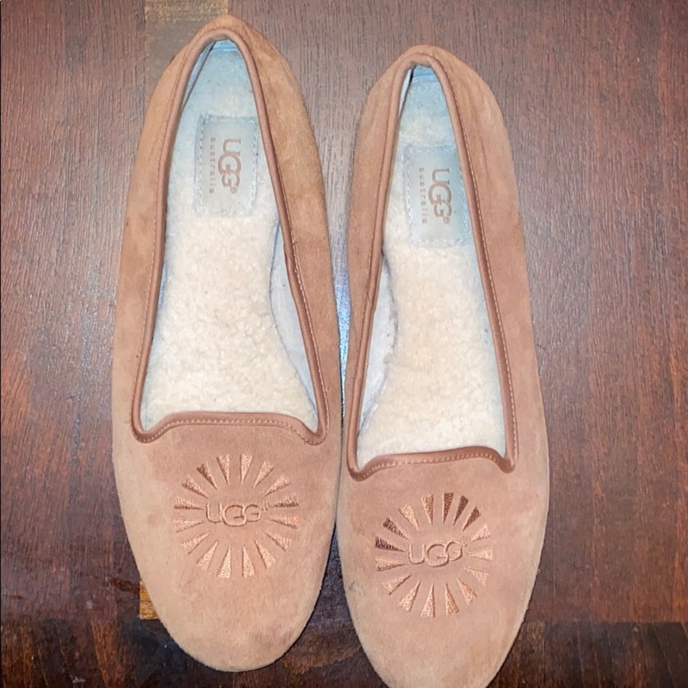 UGG flats/loafers